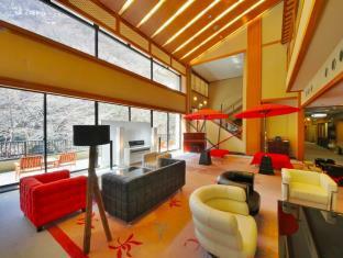 Ryokan Kinranso Hanayama Корияма Экстерьер фото